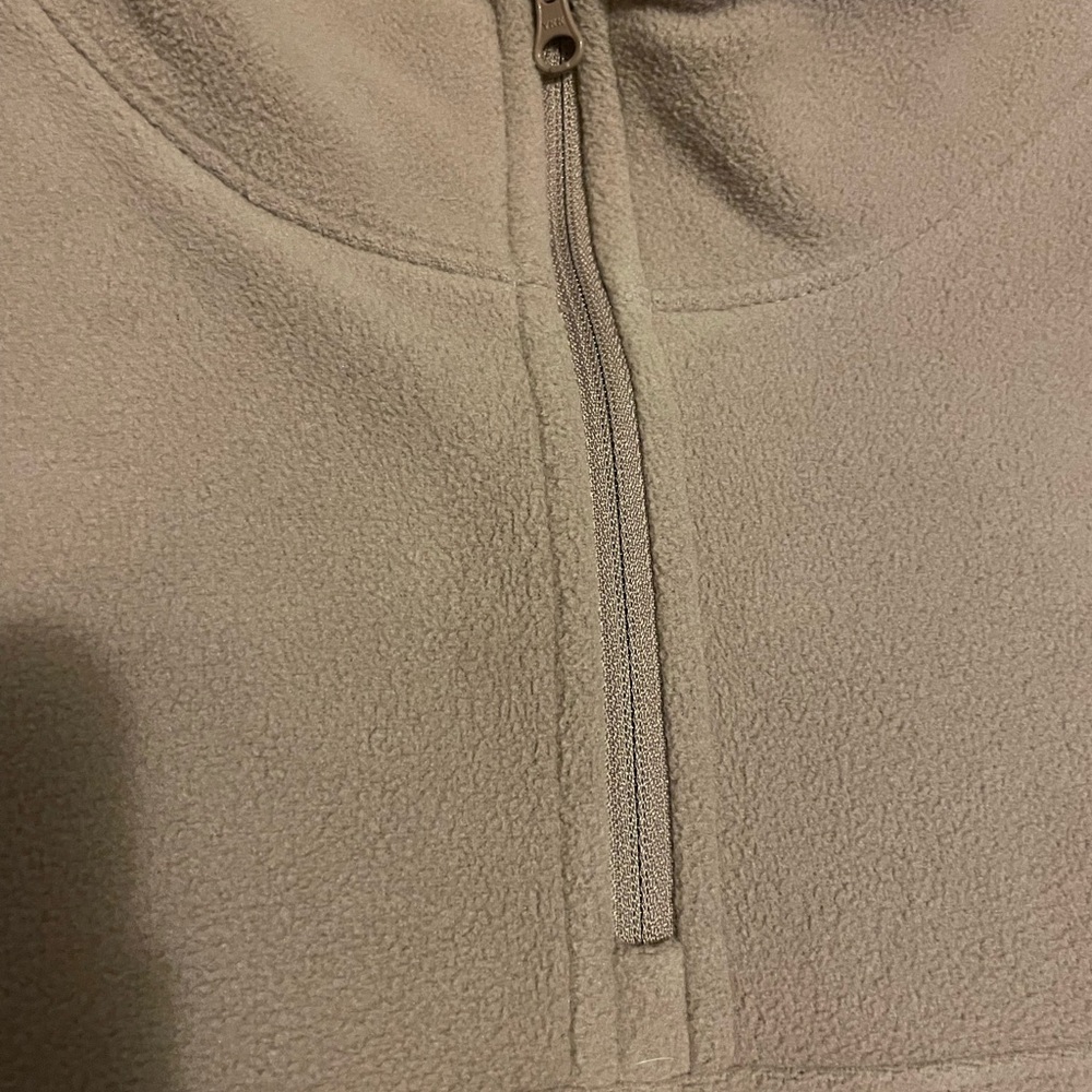 EUC Women’s 1X 1/4 Zip Pullover Lightweight in a Light blush color - Picture 7 of 9
